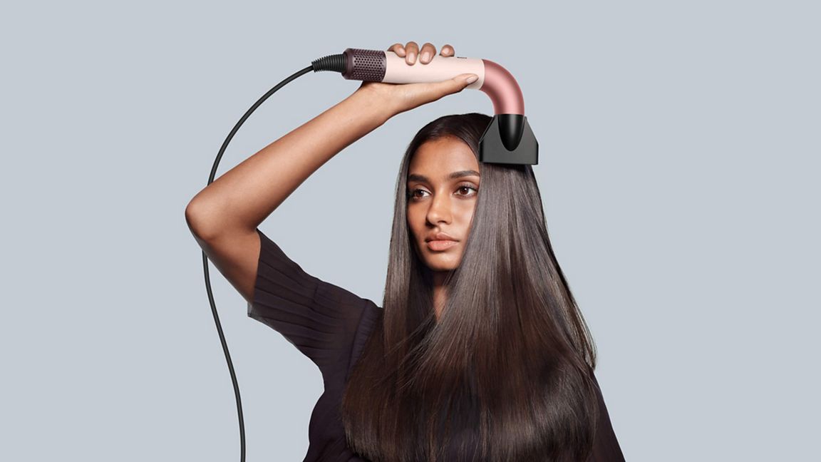 Dyson Supersonic r™ hair dryer (Ceramic apricot / Topaz)