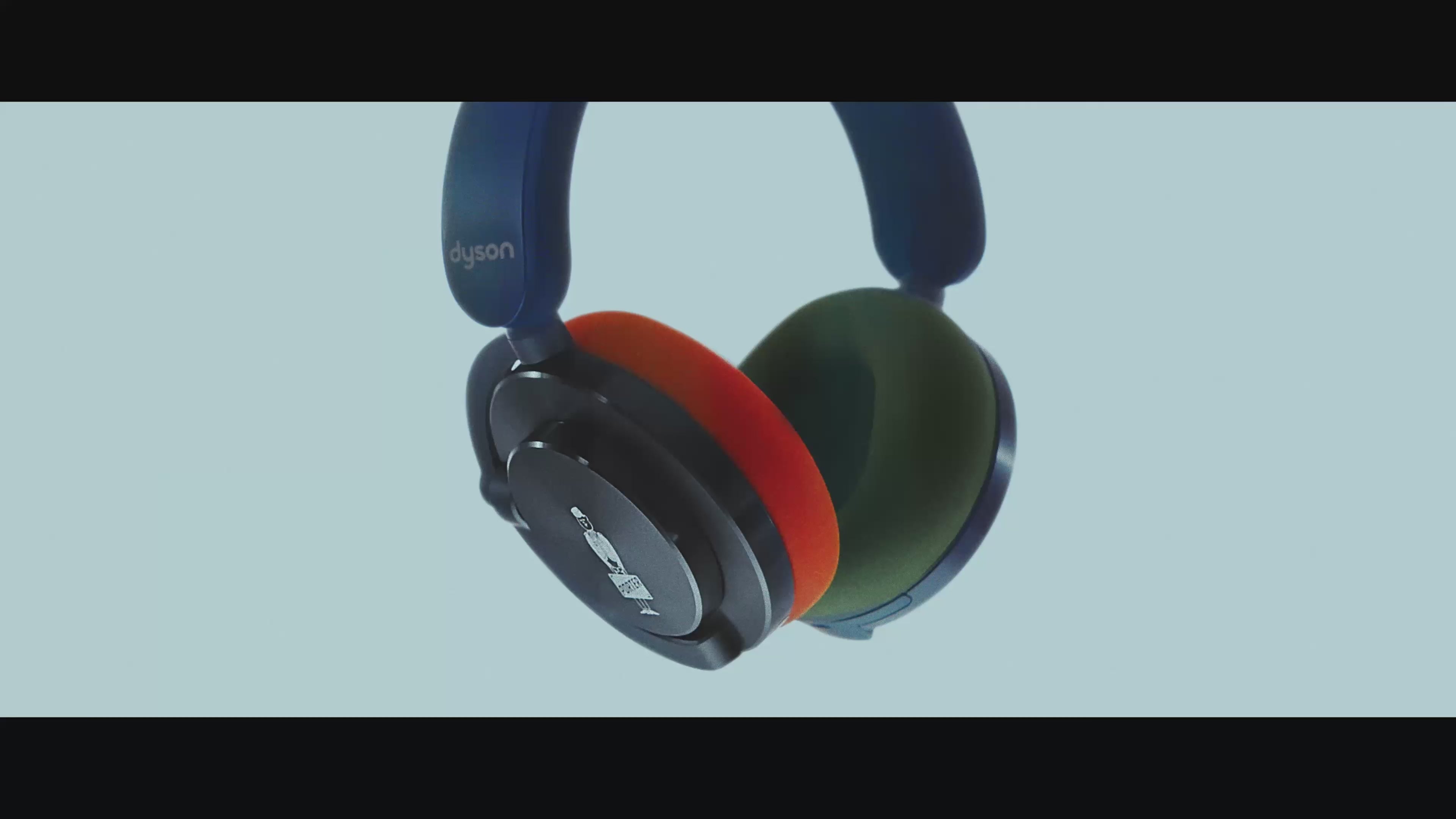 PORTER Limited edition headphones and shoulder bag